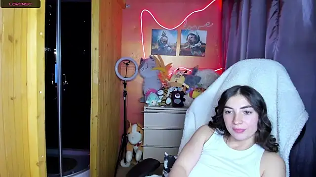 Snapshot of Fiery_Brunette_ chatting on 05/24/26, 04:50 Fiery Brunette online show from 05/24/26, 04:50