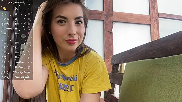Fiery Brunette  online show from 07/24/26, 02:09