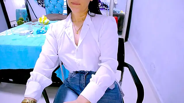 BitterMomXxx online show from 02/09/26, 02:21