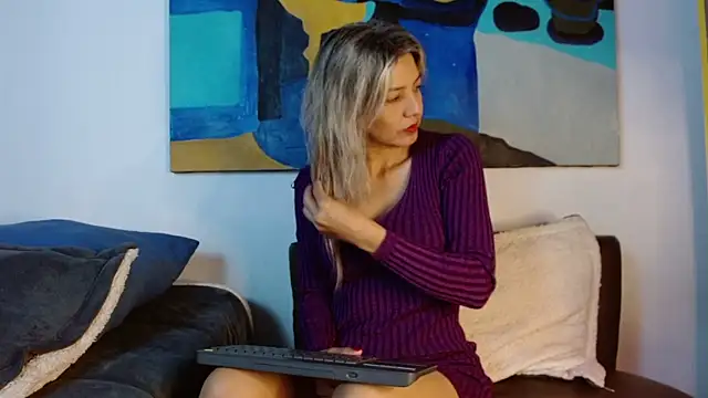 alana valdiri online show from 02/06/25, 09:17