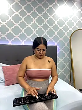 ayla13  online show from 09/08/25, 07:02