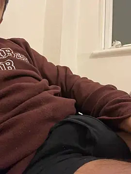 Snapshot of rhuh3991 chatting on 12/24/24, 08:16 rhuh3991 online show from 12/24/24, 08:16