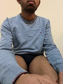 Snapshot of rhuh3991 chatting on 01/01/25, 06:49 rhuh3991 online show from 01/01/25, 06:49