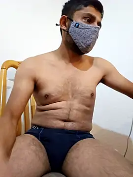 Snapshot of rhuh3991 chatting on 10/21/25, 02:18 rhuh3991 online show from 10/21/25, 02:18