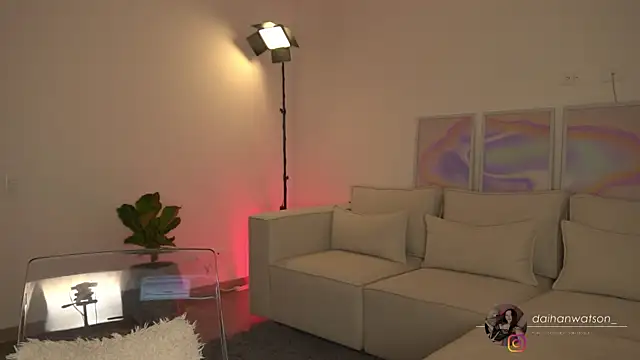 Daihanwatson  online show from 03/01/25, 02:59