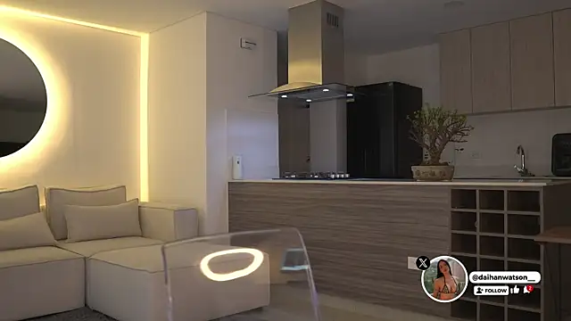 Daihanwatson  online show from 04/16/26, 10:56