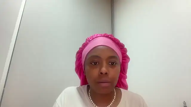 ChocolateCakeQueen online show from 02/10/26, 12:26