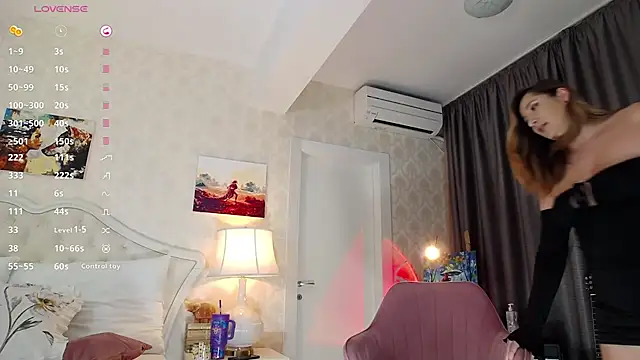 IreneHope online show from 03/10/25, 02:37