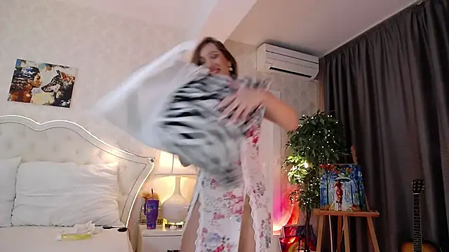 IreneHope online show from 03/23/26, 09:57