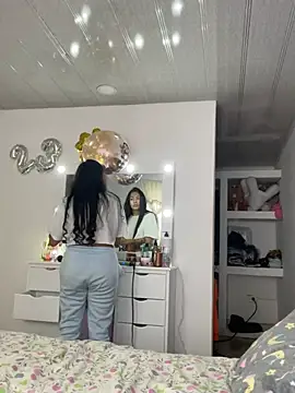 hannahb-e online show from 01/17/25, 08:22