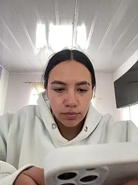 hannahb-e online show from 02/03/26, 04:01