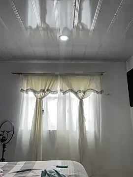 hannahb-e online show from 03/31/26, 04:51