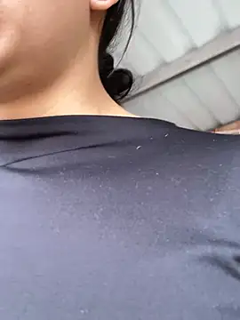 hannahb-e online show from 04/21/26, 02:56