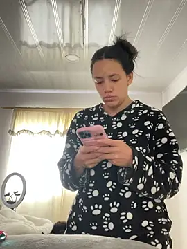 hannahb-e online show from 04/25/26, 01:41