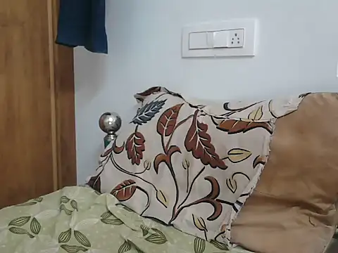 Tamil Boy28 online show from 02/18/26, 09:05