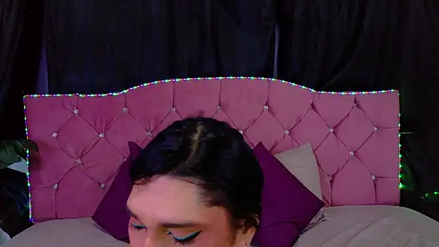 Cataleya divine online show from 04/16/26, 12:06