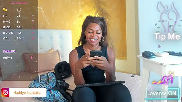 shenielxx online show from 03/15/25, 04:43