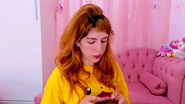 AuroraKatsy online show from 09/16/25, 09:38