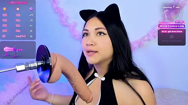 Snapshot of pauline_golden1 chatting on 01/30/25, 03:44 pauline golden1 online show from 01/30/25, 03:44