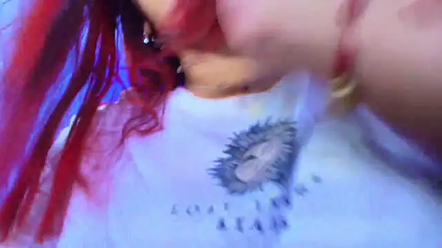 NicolleTaylor online show from 10/24/25, 04:20