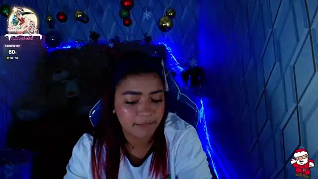 NicolleTaylor online show from 12/16/25, 04:06