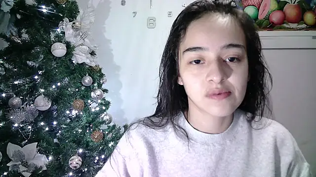 Snapshot of aineangeel chatting on 12/06/24, 12:23 aineangeel online show from 12/06/24, 12:23