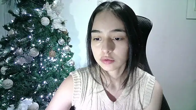 Snapshot of aineangeel chatting on 01/28/25, 02:21 aineangeel online show from 01/28/25, 02:21