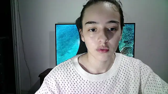 Snapshot of aineangeel chatting on 02/21/25, 12:49 aineangeel online show from 02/21/25, 12:49