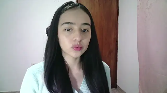 Snapshot of aineangeel chatting on 09/10/25, 12:10 aineangeel online show from 09/10/25, 12:10