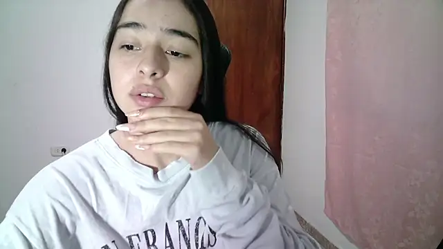 Snapshot of aineangeel chatting on 09/29/25, 01:11 aineangeel online show from 09/29/25, 01:11