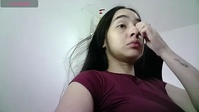 Snapshot of aineangeel chatting on 06/05/26, 12:39 aineangeel online show from 06/05/26, 12:39
