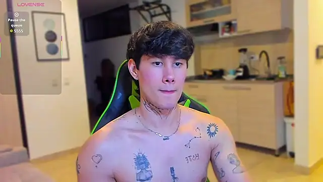 JayHotxxx online show from 01/18/26, 04:05