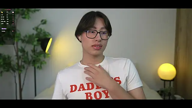 SrLuis18 online show from 11/27/25, 06:21