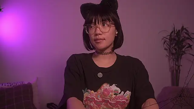 meganmei666 online show from 10/13/25, 02:11
