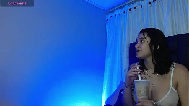 Snapshot of megan_lover chatting on 07/07/26, 02:36 megan lover online show from 07/07/26, 02:36