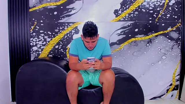 sweethot    online show from 09/19/25, 02:18