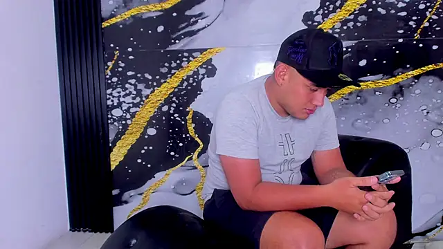 sweethot    online show from 09/27/25, 01:38