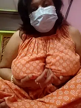 kunjan789 online show from 05/18/26, 01:13
