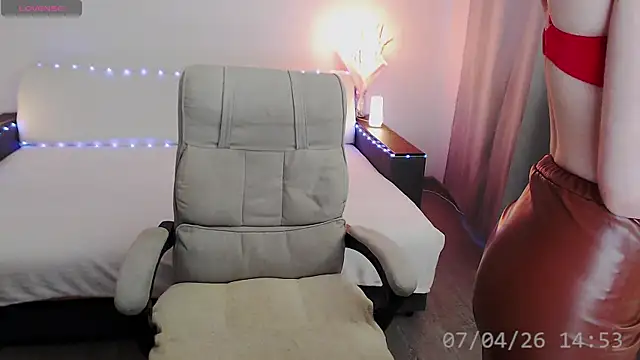 Kira Winner online show from 04/07/26, 11:54