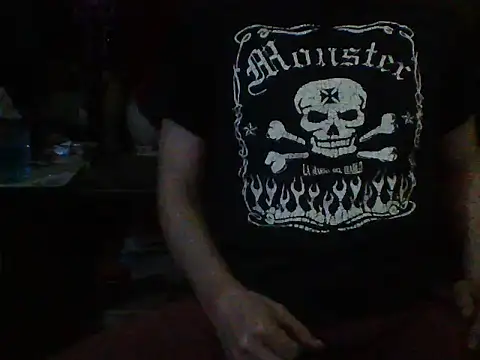 Snapshot of mrdemoncrowly chatting on 05/08/26, 04:07 mrdemoncrowly online show from 05/08/26, 04:07