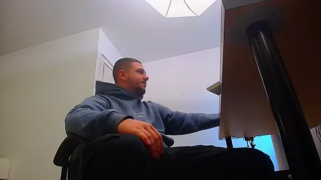 JoshKnights online show from 09/30/25, 05:12