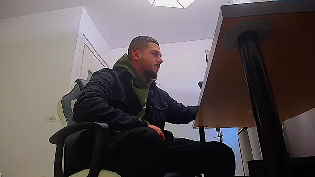 JoshKnights online show from 10/03/25, 05:04