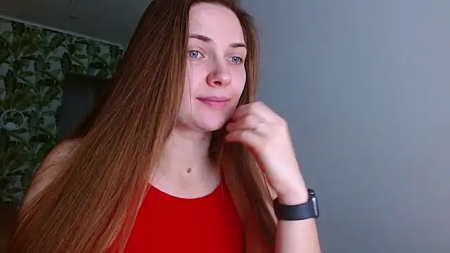 Snapshot of Olivia_shine chatting on 01/29/25, 05:30 Olivia shine online show from 01/29/25, 05:30