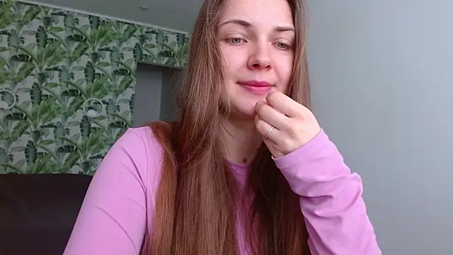 Olivia shine online show from 03/21/26, 05:23