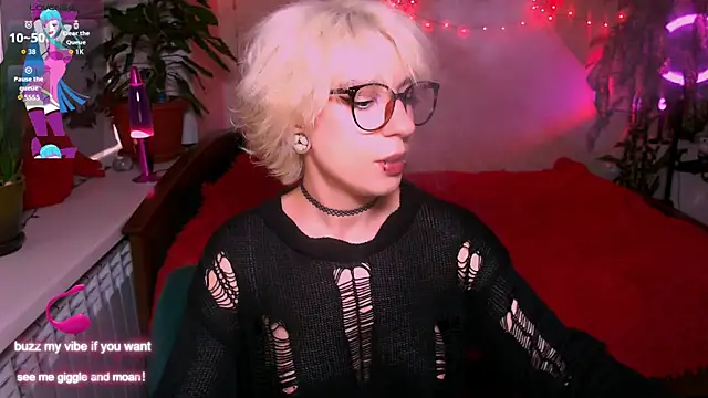  Moonlight t online show from 09/19/25, 09:00