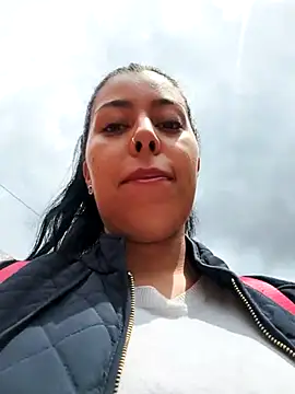 Emily Wane online show from 03/18/25, 03:42