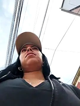 Emily Wane online show from 04/18/26, 03:05