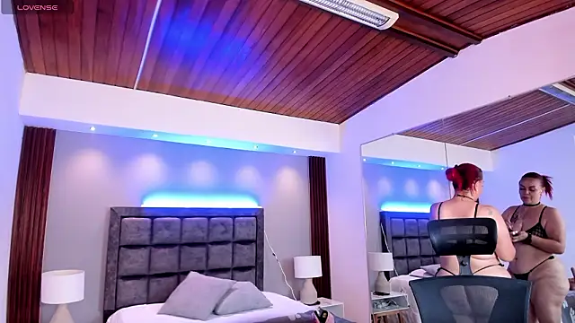 victoria mooree online show from 02/04/26, 05:08