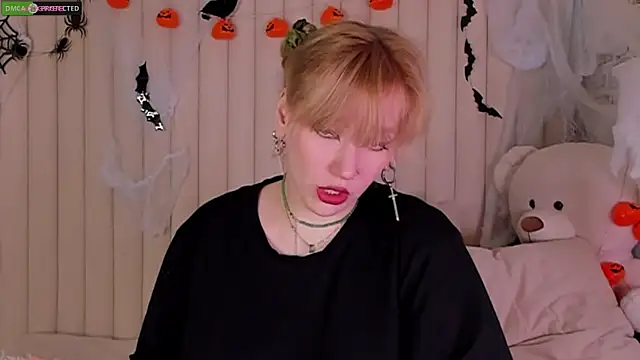 RachelCart online show from 10/17/25, 03:10