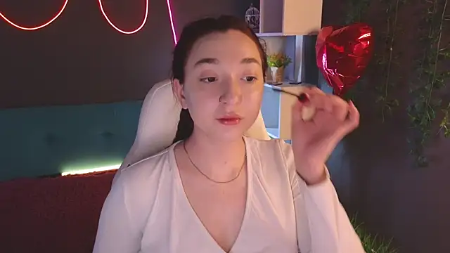 Snapshot of YasmineWest chatting on 03/03/25, 12:59 YasmineWest online show from 03/03/25, 12:59